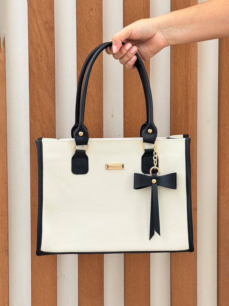 SweetCharm™ – Bolso Elegante con Detalle de Lazo